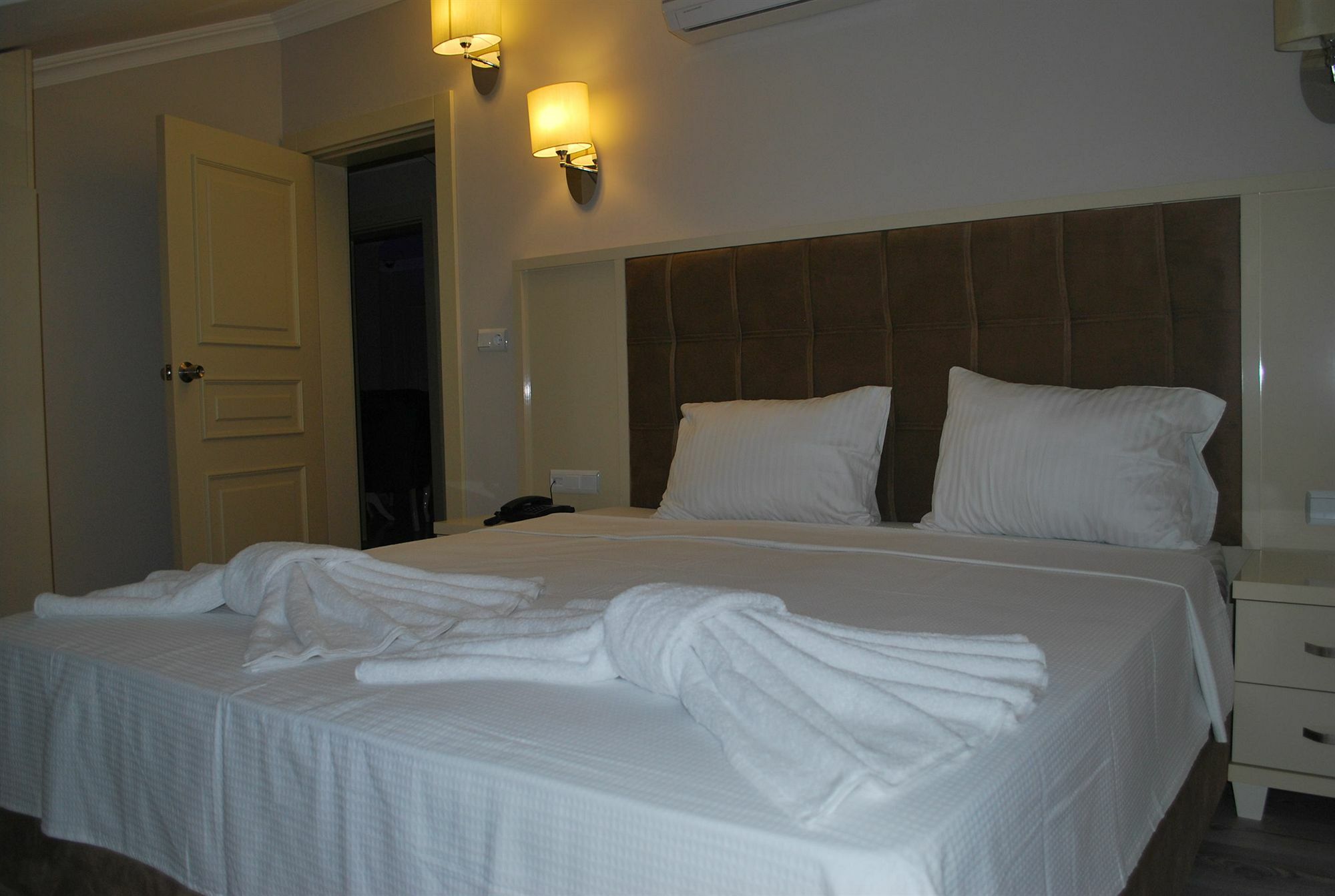 Funda Hotel Göcek Buitenkant foto
